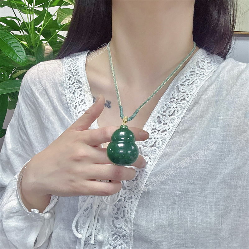 Natural Hetian Jade Gourd Pend - Jewelry & Watches Review ulasan dan harga