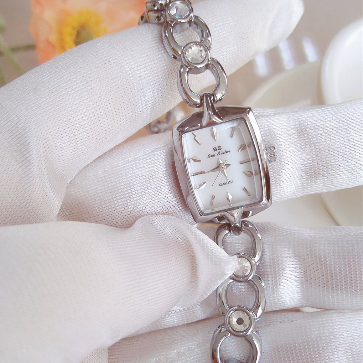 UTHAI Watch For Women Light Lu - Jewelry Watches Brands ulasan dan harga